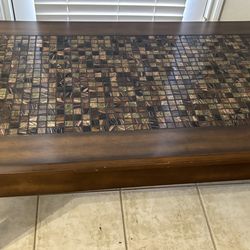 Beautiful Coffee / Living Room Table – 48” L x 26” W x 19” H – Excellent Condition