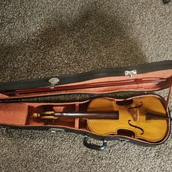 Violin -Used 24" with case