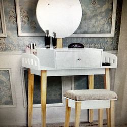 Vanity MakeUp Set Table W/ Stool