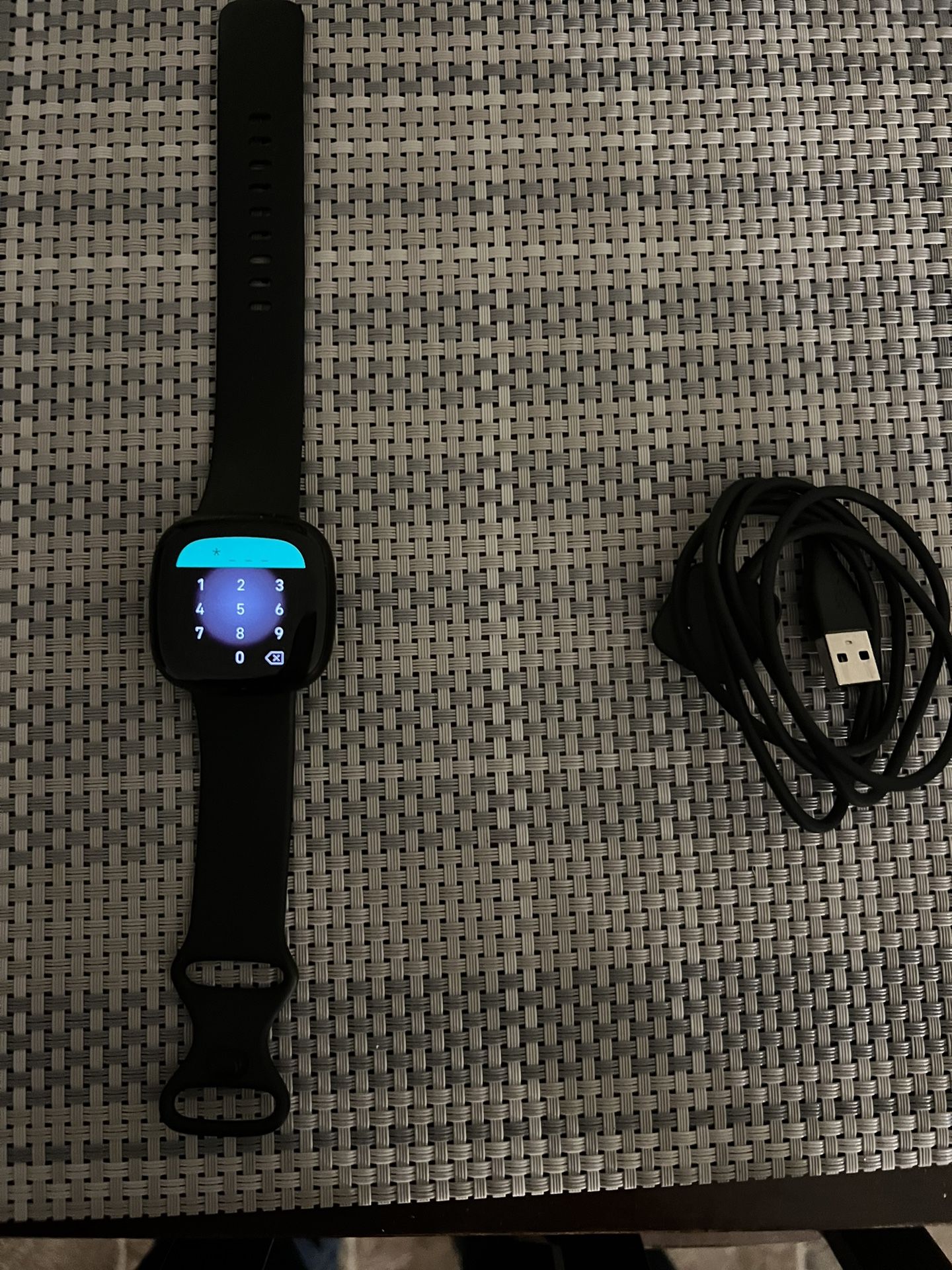 Fitbit Versa 3