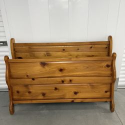 Solid Wood Queen Bed Frame – Classic Sleigh Style