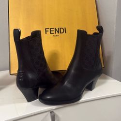 Fendi Bootie Leather Heel