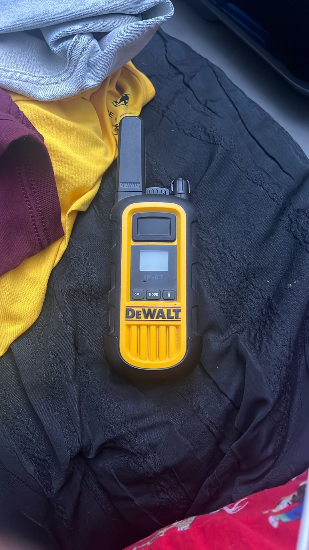 Send Offer Dewalt IP-67 Radio 