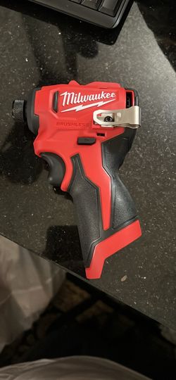 Milwaukee M12 Brushless