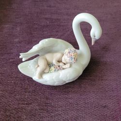 Swan With Baby Lladro