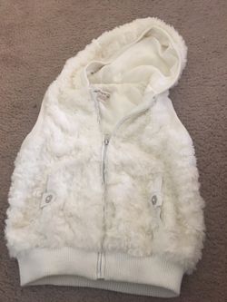 Forever 21 fur vest size small