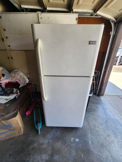 BIG      FRIGIDAIRE