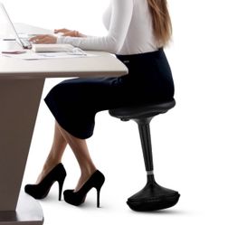 Uncaged Ergonomics Armless Wobble Active Office Stool