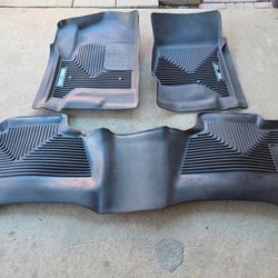 Husky Floor Mats GMC 