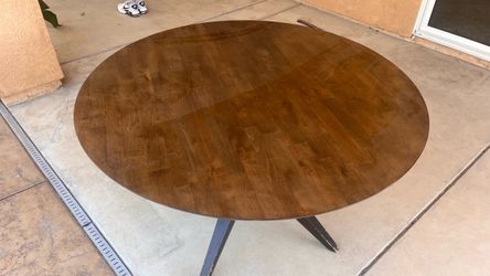 Solid Wood Round Dining Table + 3 Chairs – Heavy Quality Piece