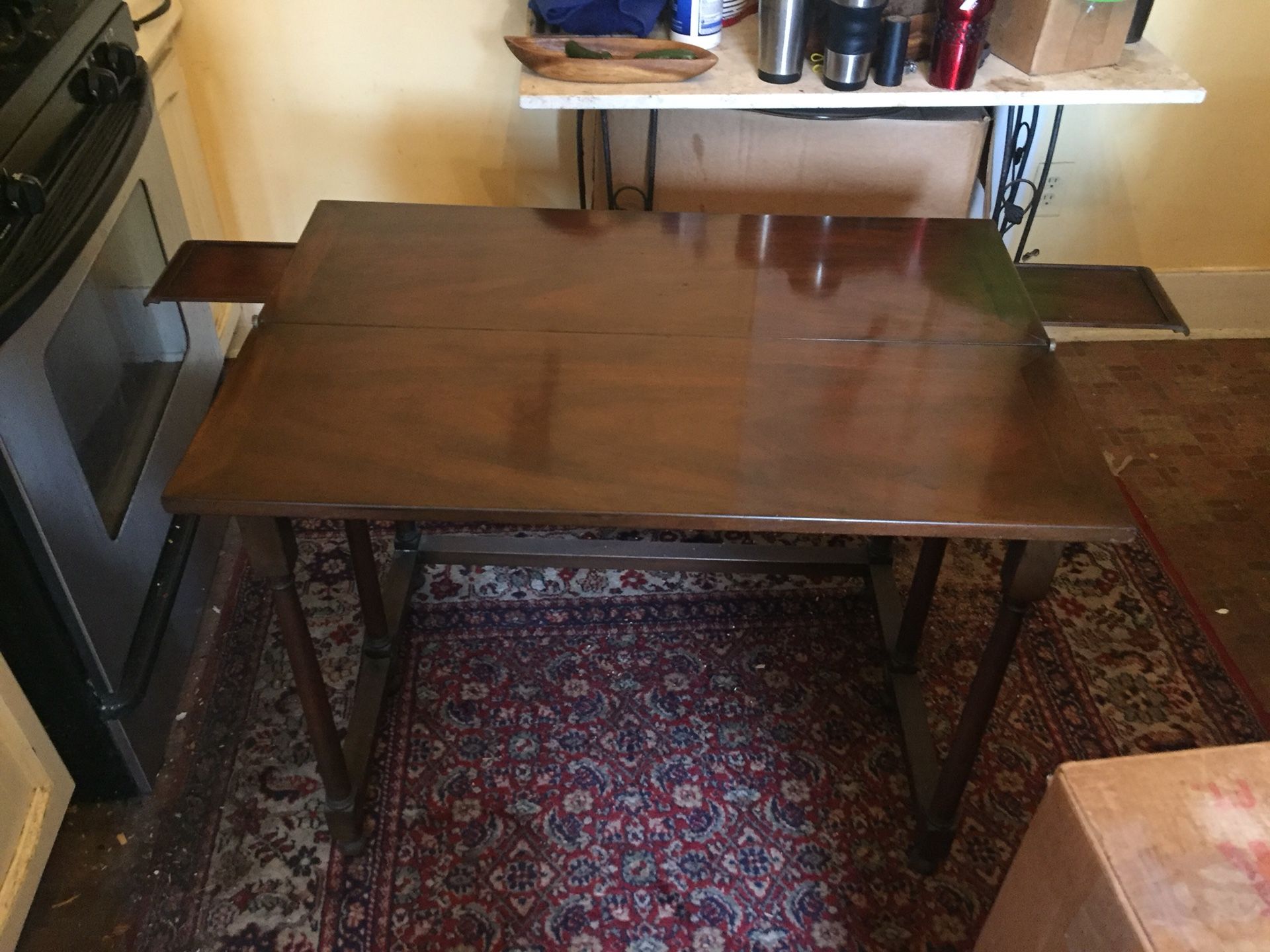 Reproduction of Queen Anne antique circa 1720 kittinger furniture comp colonial  Williamsburg collection, image size:1920x1440