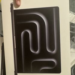 4 MacBook Pro M5 Chip 