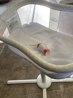 Halo Bedside Bassinet