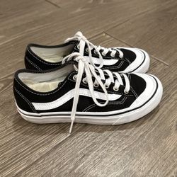 VANS Style 36 Decon Black Sneakers Women's 6