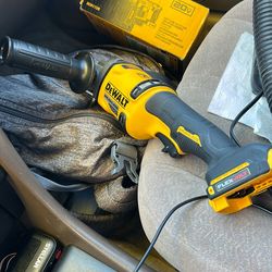 Dewalt 60 V Brushless Flex Volt Grinder