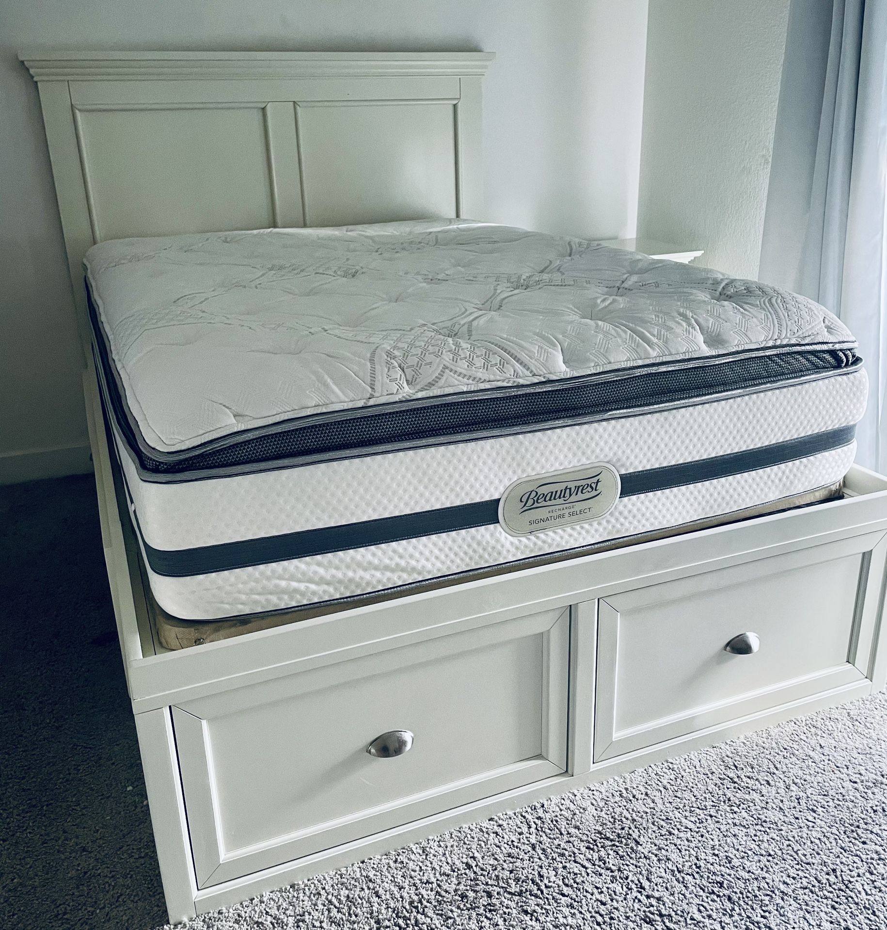 SPENCER WHITE PLATFORM STORAGE BED - FULL