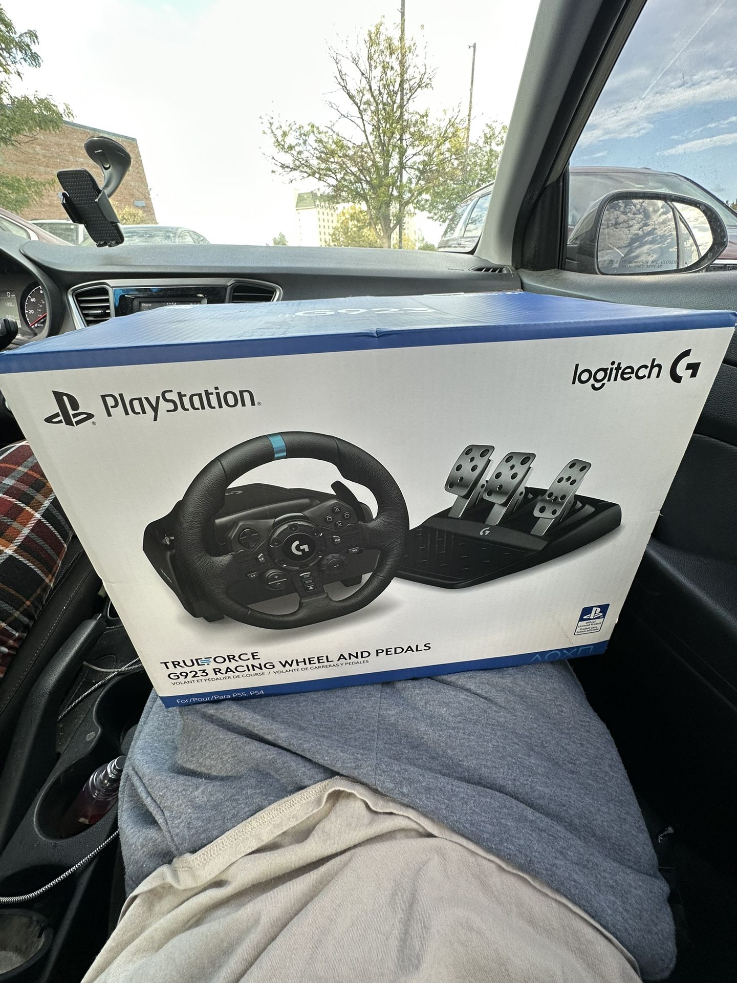 Logitech g923