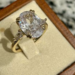 New 5.5 carat zircon engagement ring SIZE 7