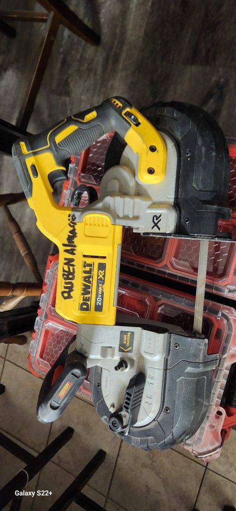 Dewalt Bandsaw 