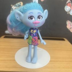 WORLD TOUR TROLL DOLL (2019) She Is 6 Inches
