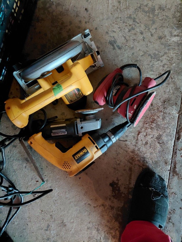 Miscellaneous Tools Cleanin Out Garage