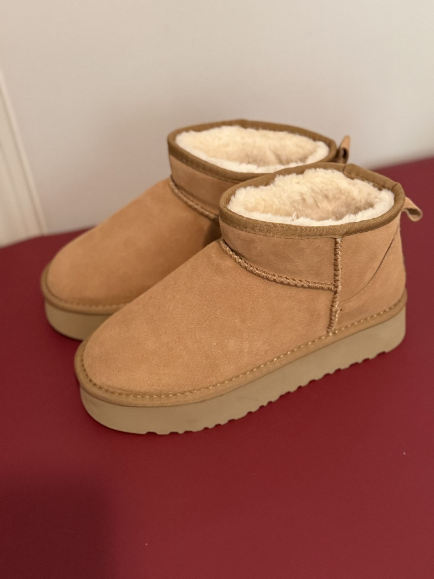 Sneaker lot $545 Total (Ugg, Balenciaga, Nike, Jordan, Yeezy)