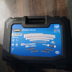 HART 140-piece 1/4" and 3/8" Drive SAE & Metric Mechanics Tool Set.  