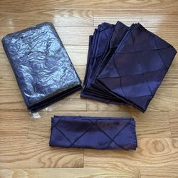 Set of 100 / color: Plum Eggplant Purple Pintuck Napkins size 20”x20”