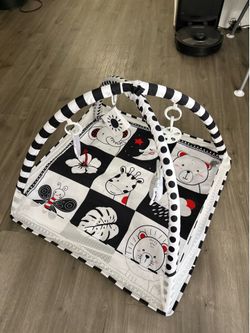 Black and White Baby Gym Play Mat  Tummy Baby Gyms