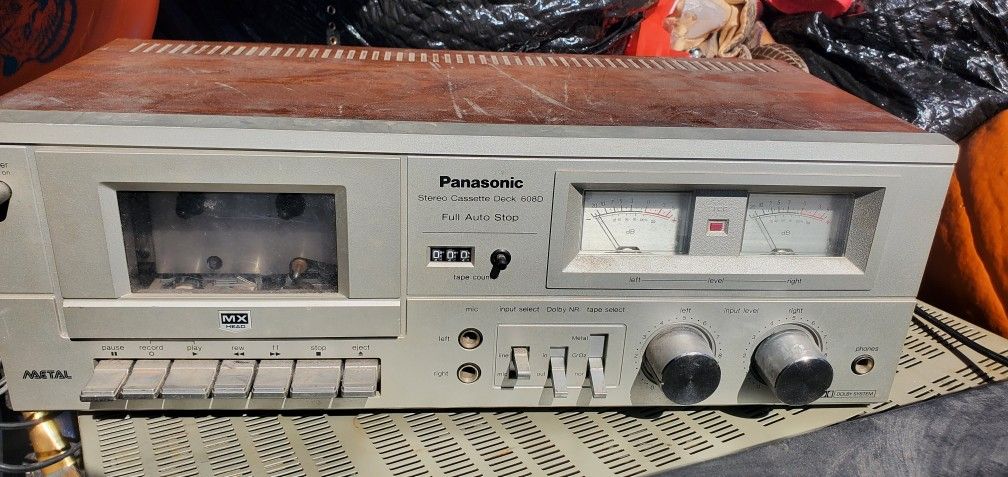 PANASONIC STEREO CASSETTE DECK 608D 
