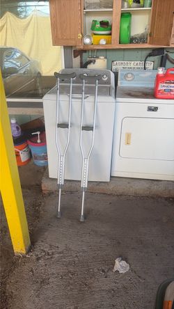 Adjustable Aluminum Underarm Crutches Pair