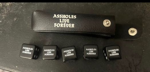 ALF dice set with carrying pouch