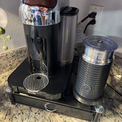 Breville nespresso + Froth + Stand/pod Holder 