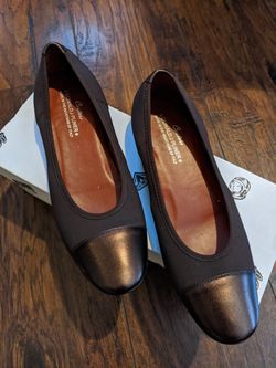 Donald J. Pliner Women Flats 7