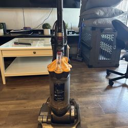 Dyson 33 Upright Vacuum