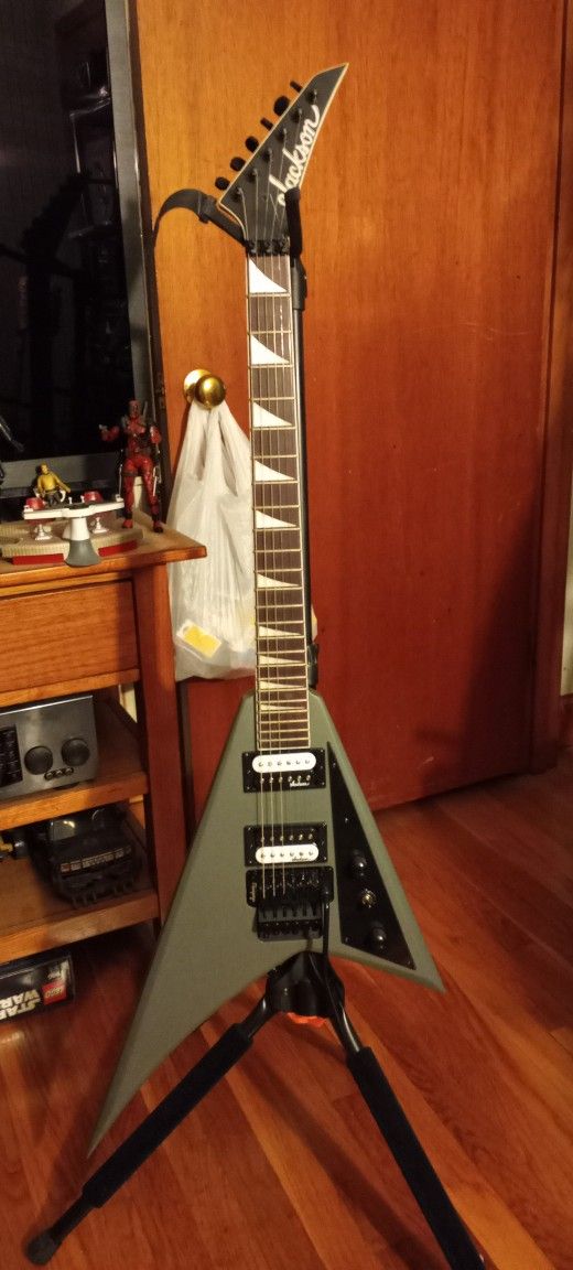 Jackson Rhoads Js32 Model