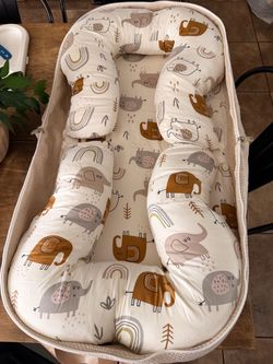 Portable baby sleeper