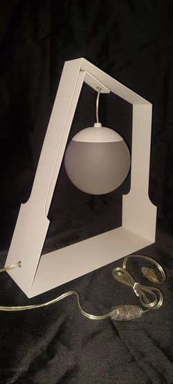 Modern Floating Illusion Lamp