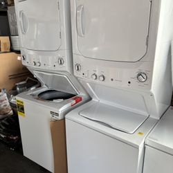 3.8 cu. ft. Washer 5.9 cu. ft. Gas Dryer Combo in White 