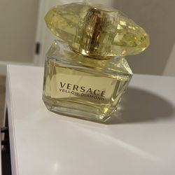 Versace Yellow Diamond perfume