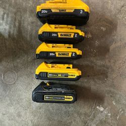 DeWALT Batteries 