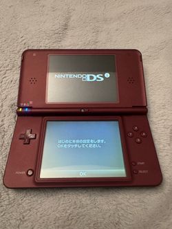 Nintendo DSi XL red
