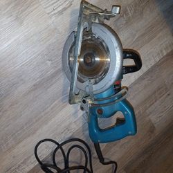 Makita Worm Saw