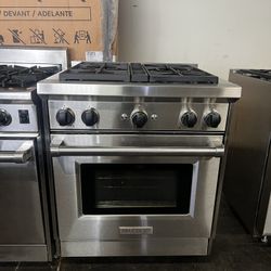 Wolf 30”Wide Gas Range Stove Stainless Steel 4Burners