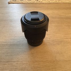 Sony FE 28-70 Lens