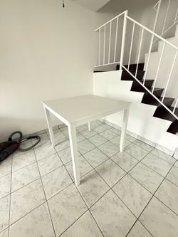 Like New / Excellent