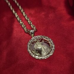 10k Gold Rope Chain & Globe Pendant