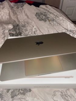 MacBook Air 15”