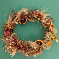 Dried Floral Wreaths Thumbnail