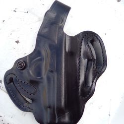 DE-SANTIS LEATHER HOLSTER 